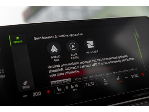 Skoda Octavia Combi 1.4TSI 245pk iV PHEV RS | Cruise Control | Stoel & Stuurverwarming | Keyless | LED ActivLease financial lease