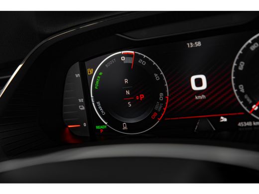 Skoda Octavia Combi 1.4TSI 245pk iV PHEV RS | Cruise Control | Stoel & Stuurverwarming | Keyless | LED ActivLease financial lease