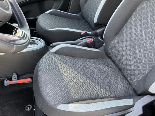 Toyota Aygo 1.0 VVT-i S-CVT Pulse ActivLease financial lease