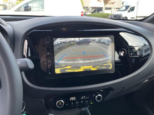 Toyota Aygo 1.0 VVT-i S-CVT Pulse ActivLease financial lease