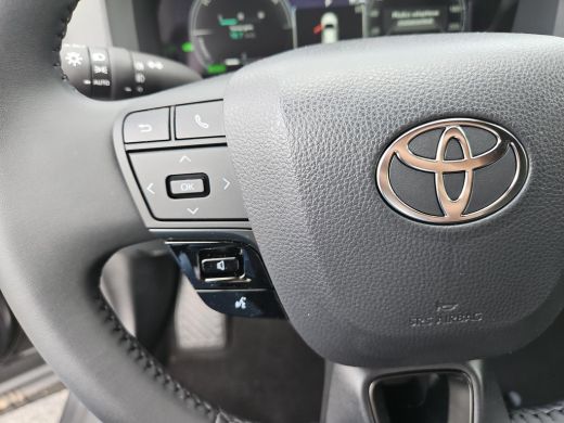 Toyota C-HR 1.8 Hybrid 140 Dynamic ActivLease financial lease