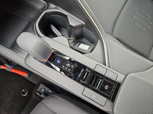 Toyota C-HR 1.8 Hybrid 140 Dynamic ActivLease financial lease