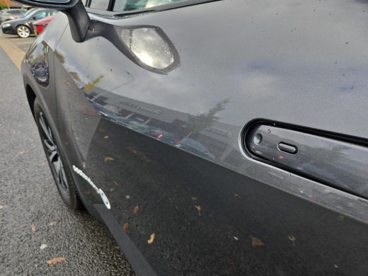 Toyota C-HR 1.8 Hybrid 140 Dynamic ActivLease financial lease