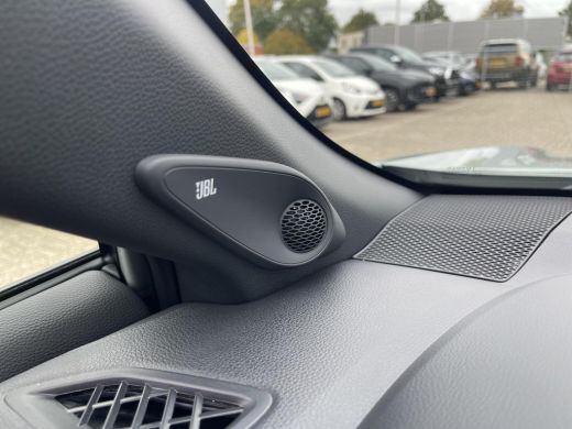 Toyota Corolla Cross Hybrid 180 Executive ActivLease financial lease