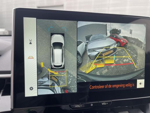 Toyota Corolla Cross Hybrid 180 Executive ActivLease financial lease