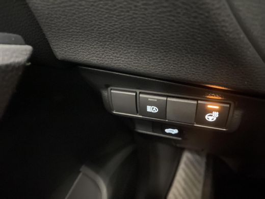 Toyota Corolla Cross Hybrid 180 Executive ActivLease financial lease