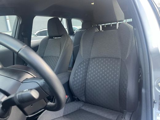 Toyota Corolla Touring Sports 140 Active 165PK 1.8 | Achteruitrijcamera | Climate Control | Navigatie | ACC | Allseason banden ActivLease financial lease