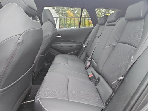 Toyota Corolla Touring Sports Hybrid 140 Executive ActivLease financial lease