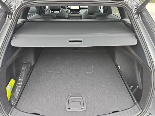 Toyota Corolla Touring Sports Hybrid 140 Executive ActivLease financial lease