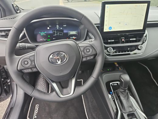 Toyota Corolla Touring Sports Hybrid 140 Executive ActivLease financial lease
