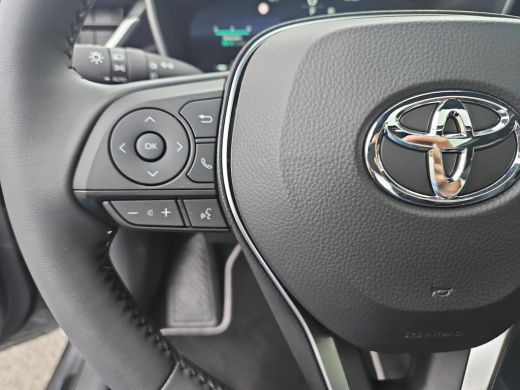 Toyota Corolla Touring Sports Hybrid 140 Executive ActivLease financial lease