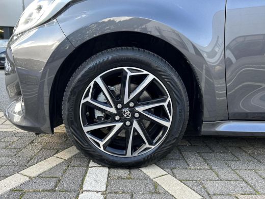 Toyota Yaris 1.5 Hybrid Dynamic (Carplay Navigatie) ActivLease financial lease