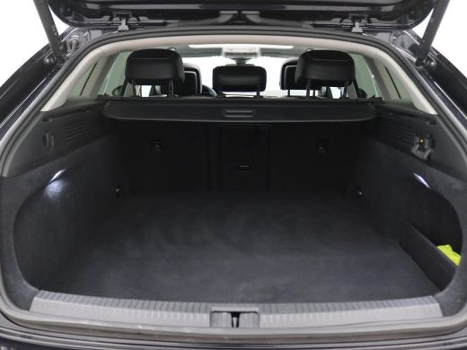 Volkswagen Arteon 1.4 TSI eHybrid Elegance Business+ 218PK DSG Panoramadak, Trekhaak, Leder, Standkachel, Achteruit... ActivLease financial lease