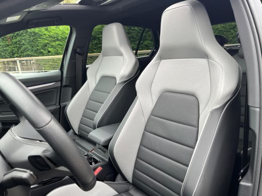 Volkswagen Golf 1.5 eHybrid GTE 272Pk | Schuif-kanteldak - Head-up display | Elektrisch wegklapbare trekhaak | St... ActivLease financial lease