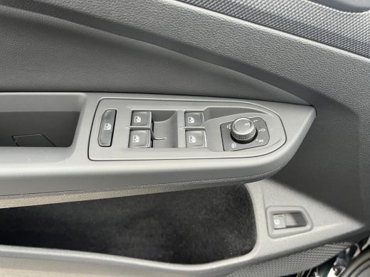 Volkswagen Golf 1.5 eHybrid GTE 272Pk | Schuif-kanteldak - Head-up display | Elektrisch wegklapbare trekhaak | St... ActivLease financial lease