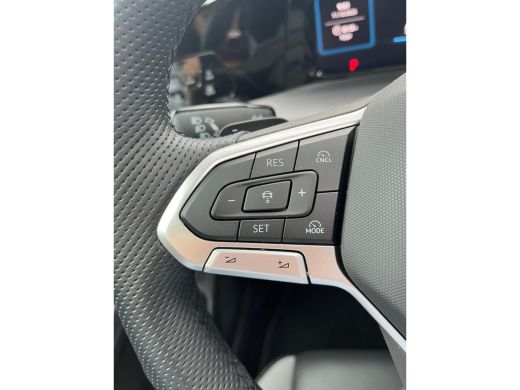 Volkswagen Golf 1.5 eHybrid GTE 272Pk | Schuif-kanteldak - Head-up display | Elektrisch wegklapbare trekhaak | St... ActivLease financial lease