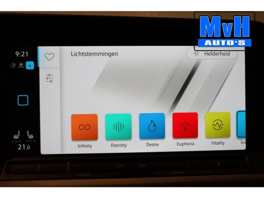 Volkswagen Golf 1.5 TSI Life Business|SPORTSTOELEN|TREKHAAK ActivLease financial lease