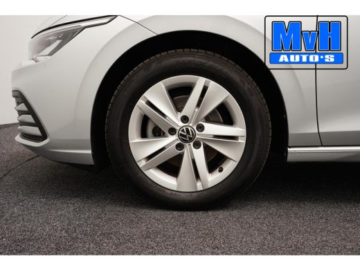 Volkswagen Golf 1.5 TSI Life Business|SPORTSTOELEN|TREKHAAK ActivLease financial lease