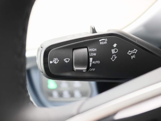Volkswagen ID. Buzz Pro Advantage 77kWh 204PK Trekhaak, Matrix-LED, winterpakket Plus, easy open, achteruitrijcamera,... ActivLease financial lease