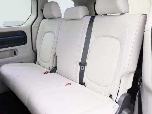 Volkswagen ID. Buzz Pro Advantage 77kWh 204PK Trekhaak, Matrix-LED, winterpakket Plus, easy open, achteruitrijcamera,... ActivLease financial lease