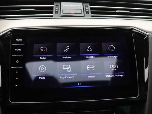 Volkswagen Passat Variant 1.4 TSI PHEV GTE Business 218PK DSG Pano-Schuifdak, Leder, Trekhaak, Elektrische Memoryst... ActivLease financial lease