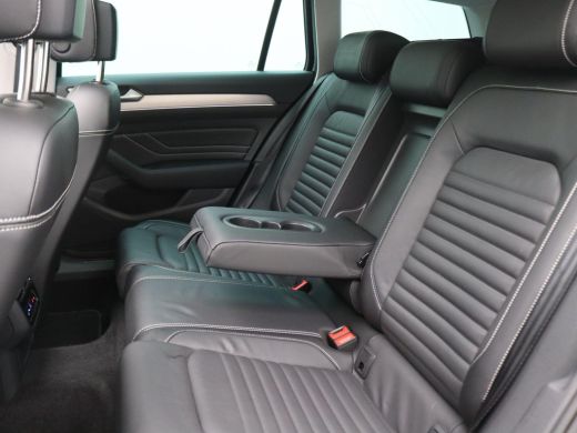 Volkswagen Passat Variant 1.4 TSI PHEV GTE Business 218PK DSG Pano-Schuifdak, Leder, Trekhaak, Elektrische Memoryst... ActivLease financial lease