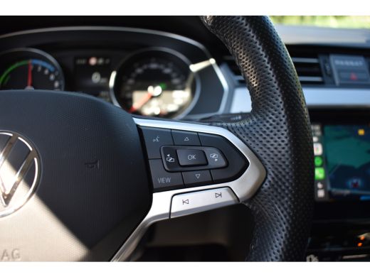 Volkswagen Passat Variant GTE 218PK DSG HYBRID BUSINESS CAMERA/NAVI/MASSAGE*** ActivLease financial lease