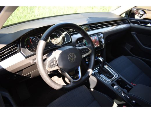 Volkswagen Passat Variant GTE 218PK DSG HYBRID BUSINESS CAMERA/NAVI/MASSAGE*** ActivLease financial lease