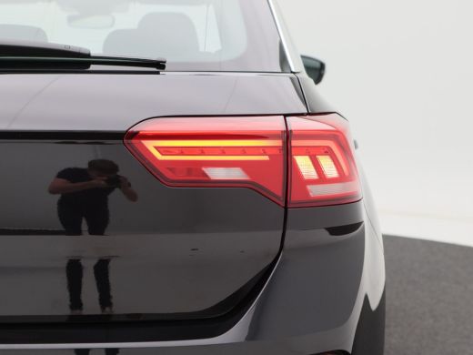 Volkswagen T-Roc 1.0 TSi 110 Pk Style | Trekhaak | Adaptive Cruise | Navigatie | CarPlay | ECC | Parkeersensoren |... ActivLease financial lease