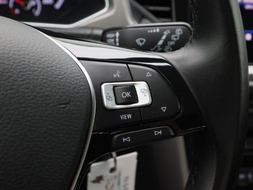 Volkswagen T-Roc 1.0 TSi 110 Pk Style | Trekhaak | Adaptive Cruise | Navigatie | CarPlay | ECC | Parkeersensoren |... ActivLease financial lease