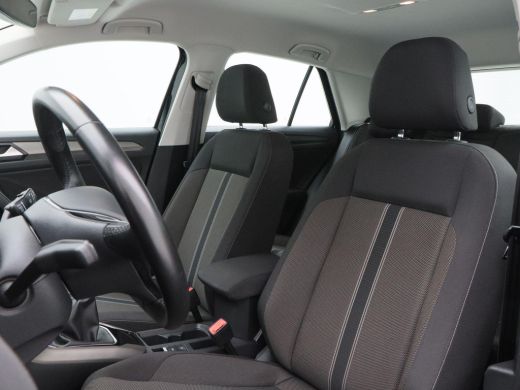Volkswagen T-Roc 1.0 TSi 110 Pk Style | Trekhaak | Adaptive Cruise | Navigatie | CarPlay | ECC | Parkeersensoren |... ActivLease financial lease