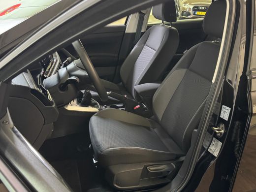 Volkswagen Taigo 1.0 TSI LIFE EDITION TREKHAAK/PDC/CARPLAY ActivLease financial lease