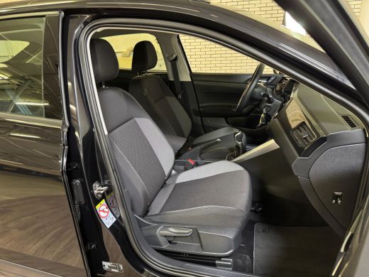 Volkswagen Taigo 1.0 TSI LIFE EDITION TREKHAAK/PDC/CARPLAY ActivLease financial lease