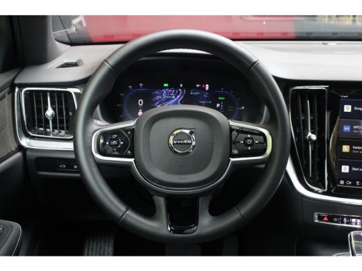 Volvo  V60 2.0 T6 Plug-in hybrid AWD Plus Dark | Trekhaak | 360 Camera | Panoramadak | Harman/Kardon | Memory ActivLease financial lease