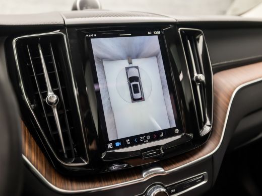 Volvo  XC60 2.0 T8 Plug-in hybrid AWD Ultimate Dark 455Pk (LUCHTVERING, PANORAMADAK, BOWERS & WILKINS AUDIO, ... ActivLease financial lease
