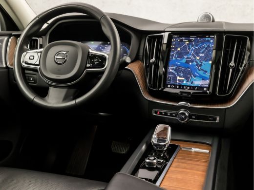 Volvo  XC60 2.0 T8 Plug-in hybrid AWD Ultimate Dark 455Pk (LUCHTVERING, PANORAMADAK, BOWERS & WILKINS AUDIO, ... ActivLease financial lease