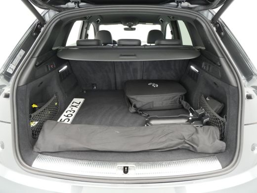 Audi Q5 50 TFSI e 300pk quattro S-Line edition Navigatie Wegkl. trekhaak 360 Camera Stoelverwarming 69 ActivLease financial lease