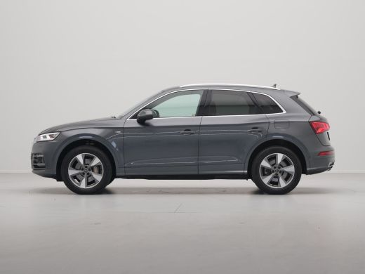 Audi Q5 50 TFSI e 300pk quattro S-Line edition Navigatie Wegkl. trekhaak 360 Camera Stoelverwarming 69 ActivLease financial lease