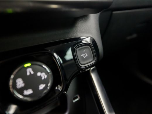 Citroën C3 Aircross 1.2 PureTech Max (APPLE CARPLAY, CAMERA, MODE KNOP, GROOT NAVI, GETINT GLAS, SPORTSTOELEN, CRUISE... ActivLease financial lease