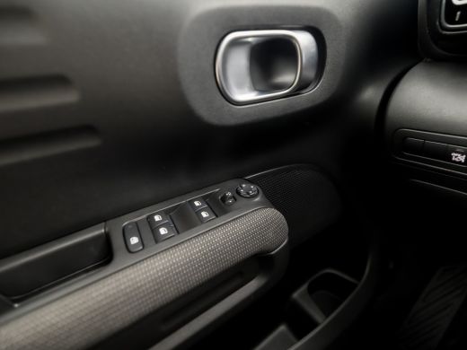 Citroën C3 Aircross 1.2 PureTech Max (APPLE CARPLAY, CAMERA, MODE KNOP, GROOT NAVI, GETINT GLAS, SPORTSTOELEN, CRUISE... ActivLease financial lease