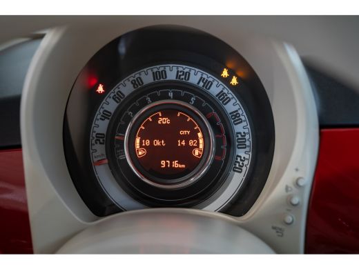 Fiat 500 1.0 Hybrid Dolcevita | Apple Carplay & Android Auto | Panoramadak | Lichtmetalen velgen | Airco | ActivLease financial lease