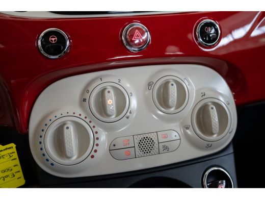 Fiat 500 1.0 Hybrid Dolcevita | Apple Carplay & Android Auto | Panoramadak | Lichtmetalen velgen | Airco | ActivLease financial lease