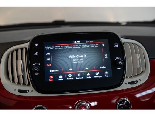 Fiat 500 1.0 Hybrid Dolcevita | Apple Carplay & Android Auto | Panoramadak | Lichtmetalen velgen | Airco | ActivLease financial lease