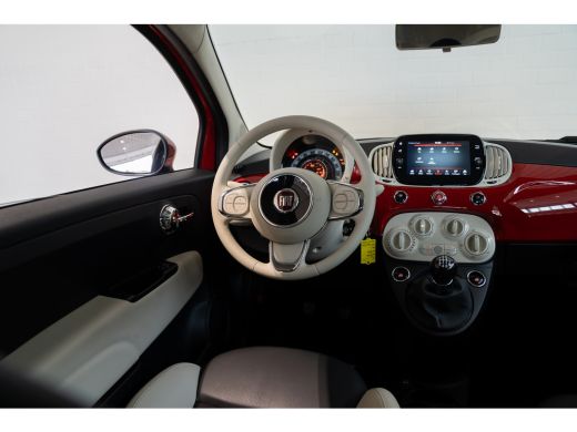 Fiat 500 1.0 Hybrid Dolcevita | Apple Carplay & Android Auto | Panoramadak | Lichtmetalen velgen | Airco | ActivLease financial lease