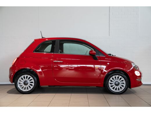 Fiat 500 1.0 Hybrid Dolcevita | Apple Carplay & Android Auto | Panoramadak | Lichtmetalen velgen | Airco | ActivLease financial lease