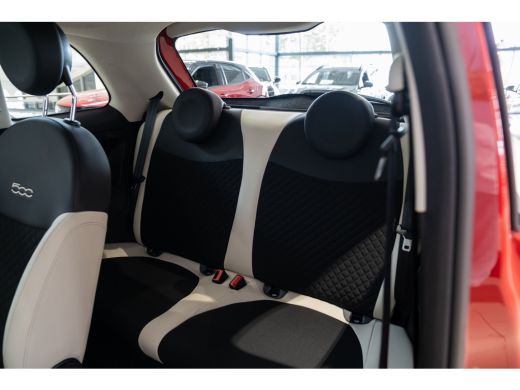 Fiat 500 1.0 Hybrid Dolcevita | Apple Carplay & Android Auto | Panoramadak | Lichtmetalen velgen | Airco | ActivLease financial lease