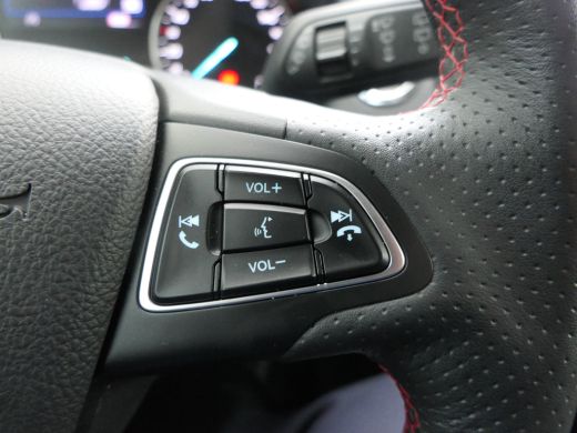 Ford EcoSport 1.0 EcoBoost ST-Line | B&O | Winterpack | Camera | Dodehoek Detectie | Keyless | 17 Inch | Naviga... ActivLease financial lease