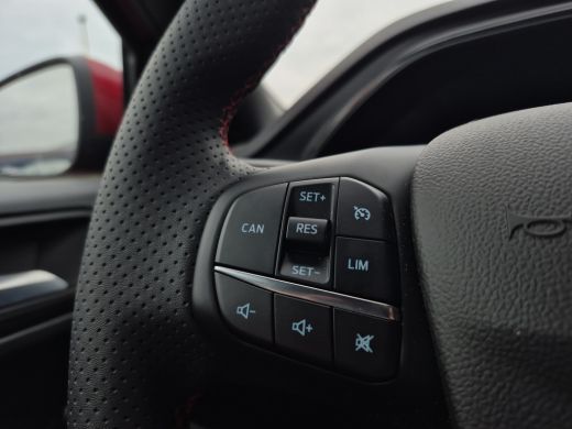 Ford Focus 1.0 EcoBoost Hybrid ST Line Trekhaak afneembaar | Winterpakket | Voorruitverwarming | Stoelverwar... ActivLease financial lease