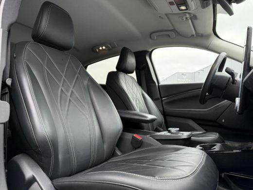 Ford Mustang Mach-E Mach-E RWD 75 kWh | Trekhaak | Navi | Camera | B&O Sound | ActivLease financial lease