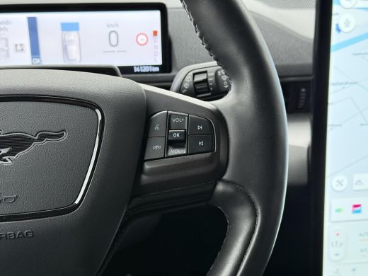 Ford Mustang Mach-E Mach-E RWD 75 kWh | Trekhaak | Navi | Camera | B&O Sound | ActivLease financial lease